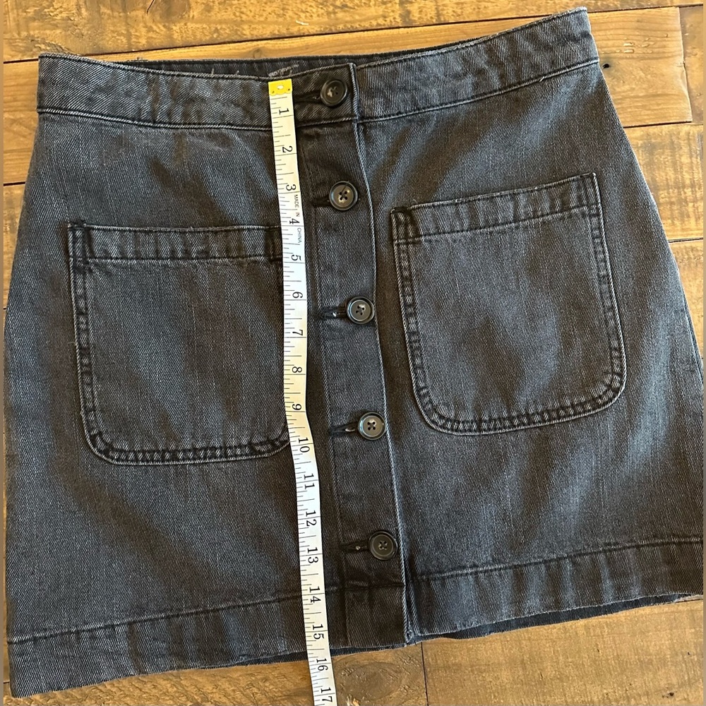 We The Free black denim mini skirt‎ - Size 28 - Picture 5 of 6